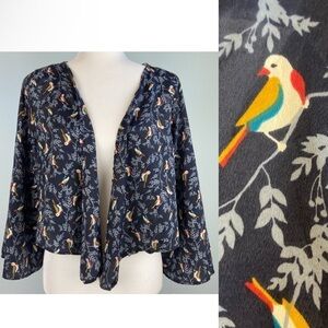 NWT Tropical Bird Floral Wrap Blouse Lightweight Cropped Bell Sleeves Size Large